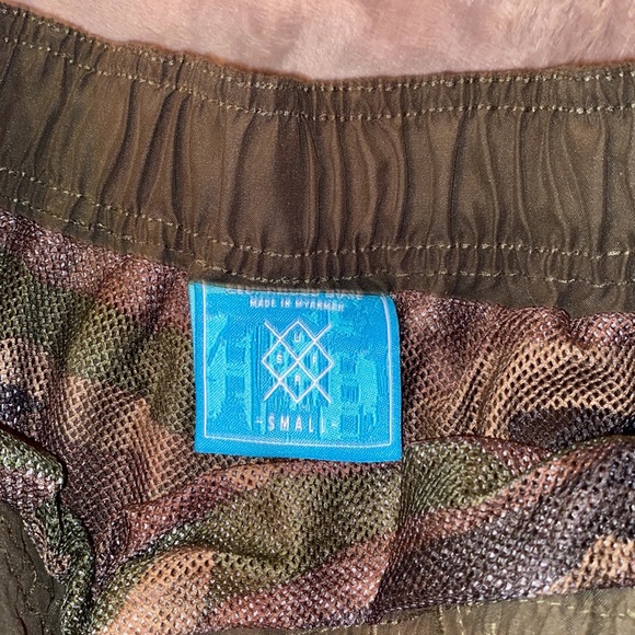 Olive green knee length board shorts. Men's small. Good for waist size 26-29. - Picture 3 of 7